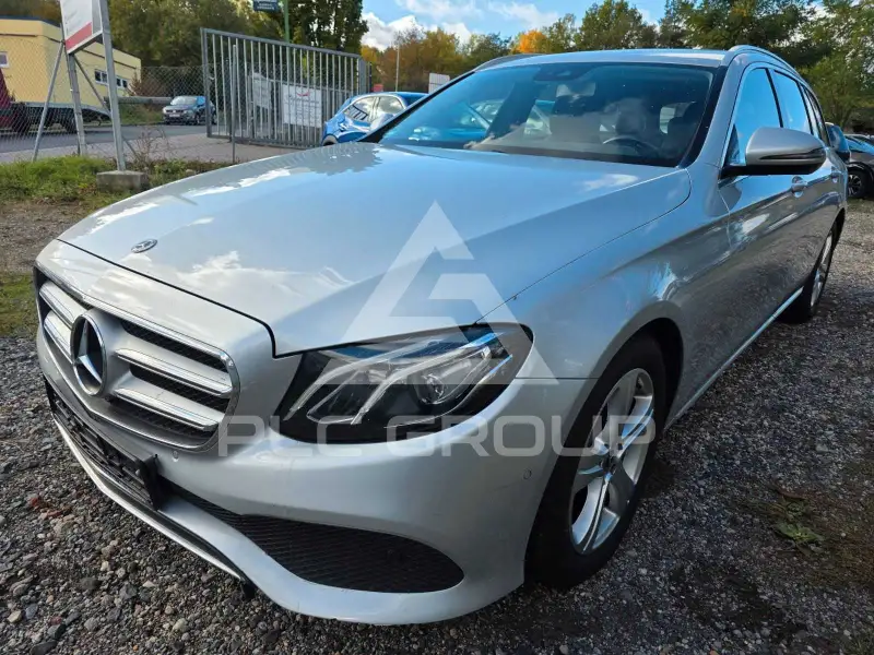 2017 Mercedes Benz E 220