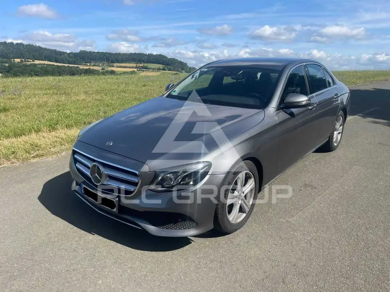 2017 Mercedes Benz E 220