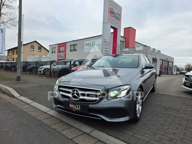 2017 Mercedes Benz E 220