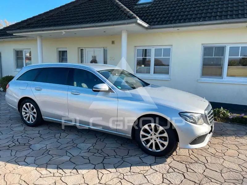 2017 Mercedes Benz E 220