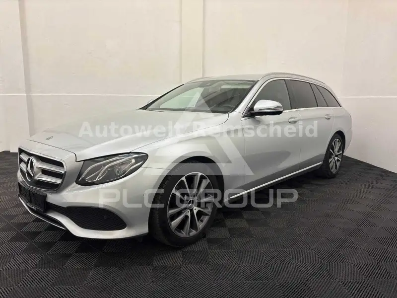 2017 Mercedes Benz E 220