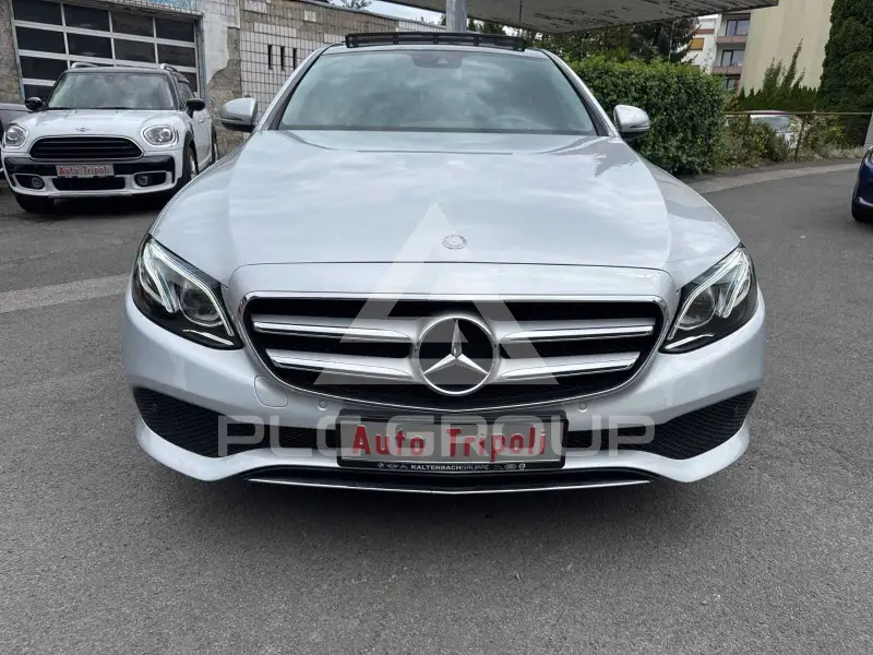 2017 Mercedes Benz E 220