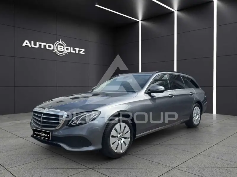 2017 Mercedes Benz E 220