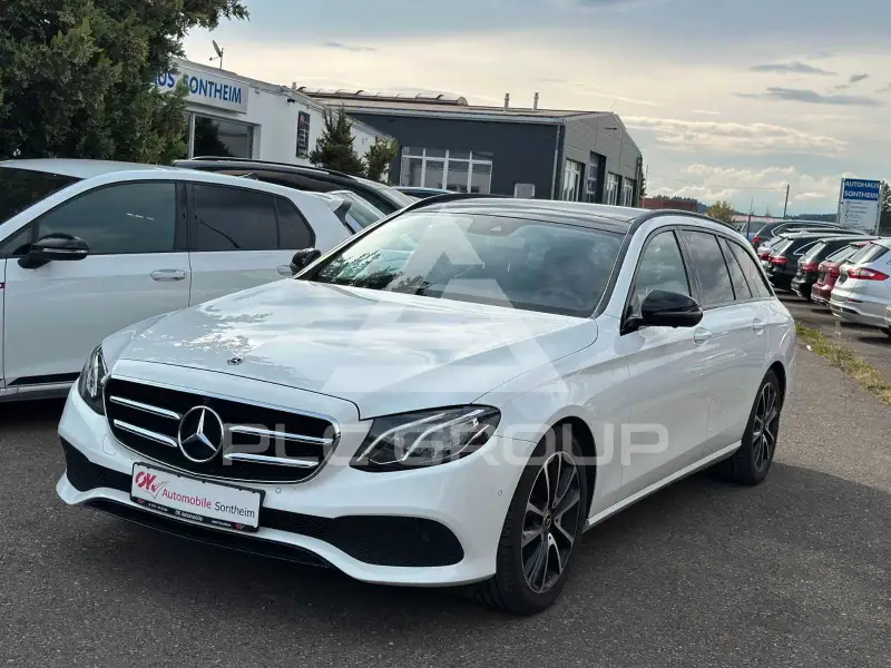 2017 Mercedes Benz E 220