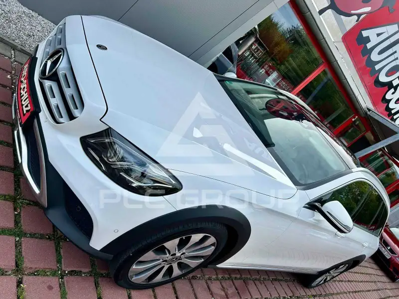 2017 Mercedes Benz E 220