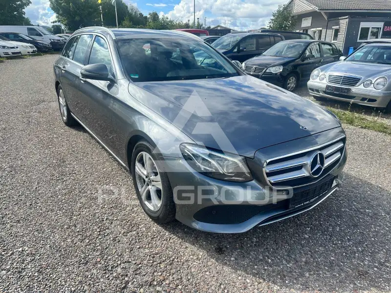 2017 Mercedes Benz E 220