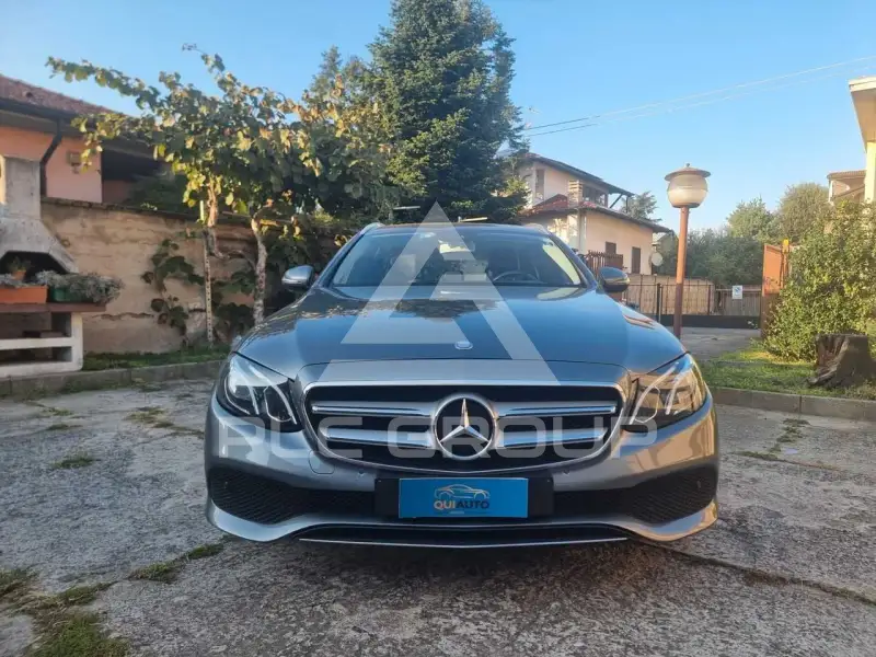 2017 Mercedes Benz E 220