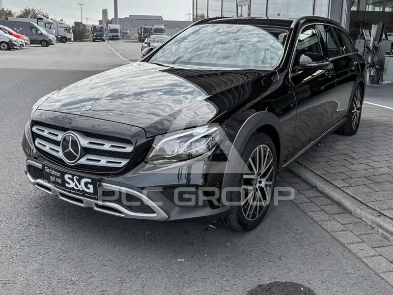 2017 Mercedes Benz E 220