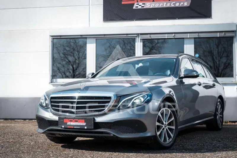 2017 Mercedes Benz E 220