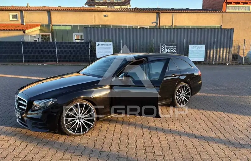 2017 Mercedes Benz E 220