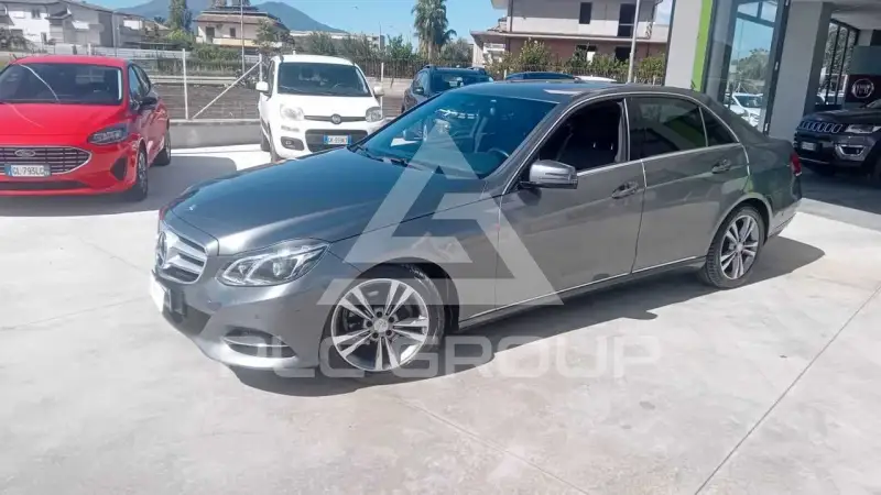 2017 Mercedes Benz E 220