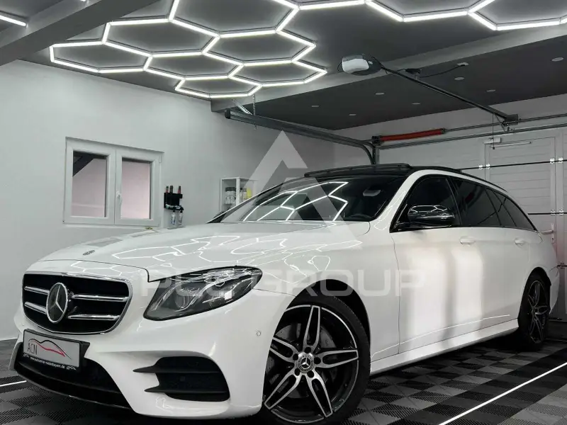 2017 Mercedes Benz E 220