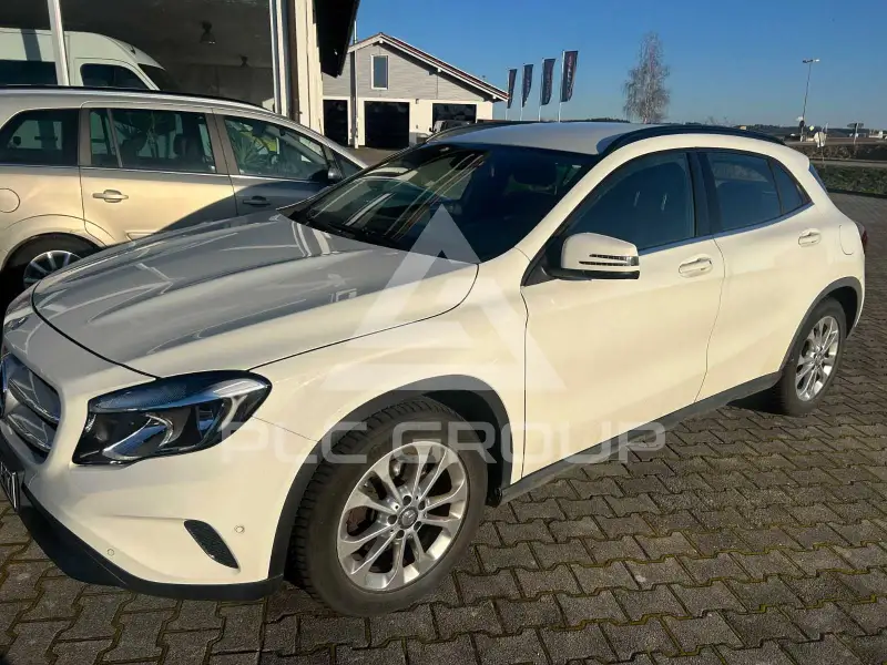 2017 Mercedes Benz GLA 200