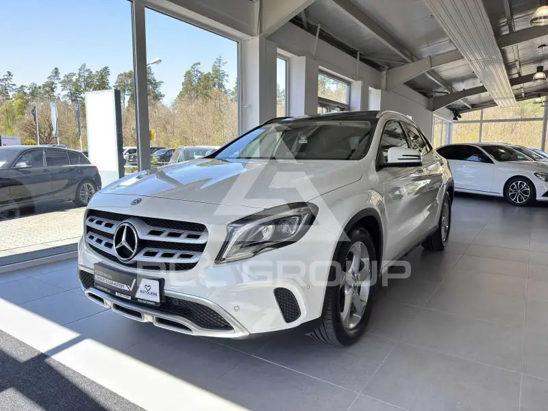 2017 Mercedes Benz GLA 200