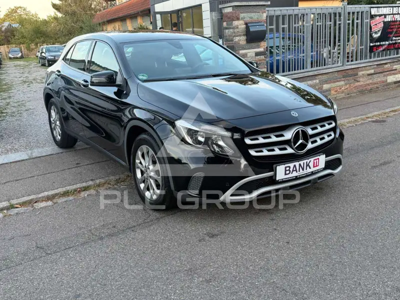 2017 Mercedes Benz GLA 200