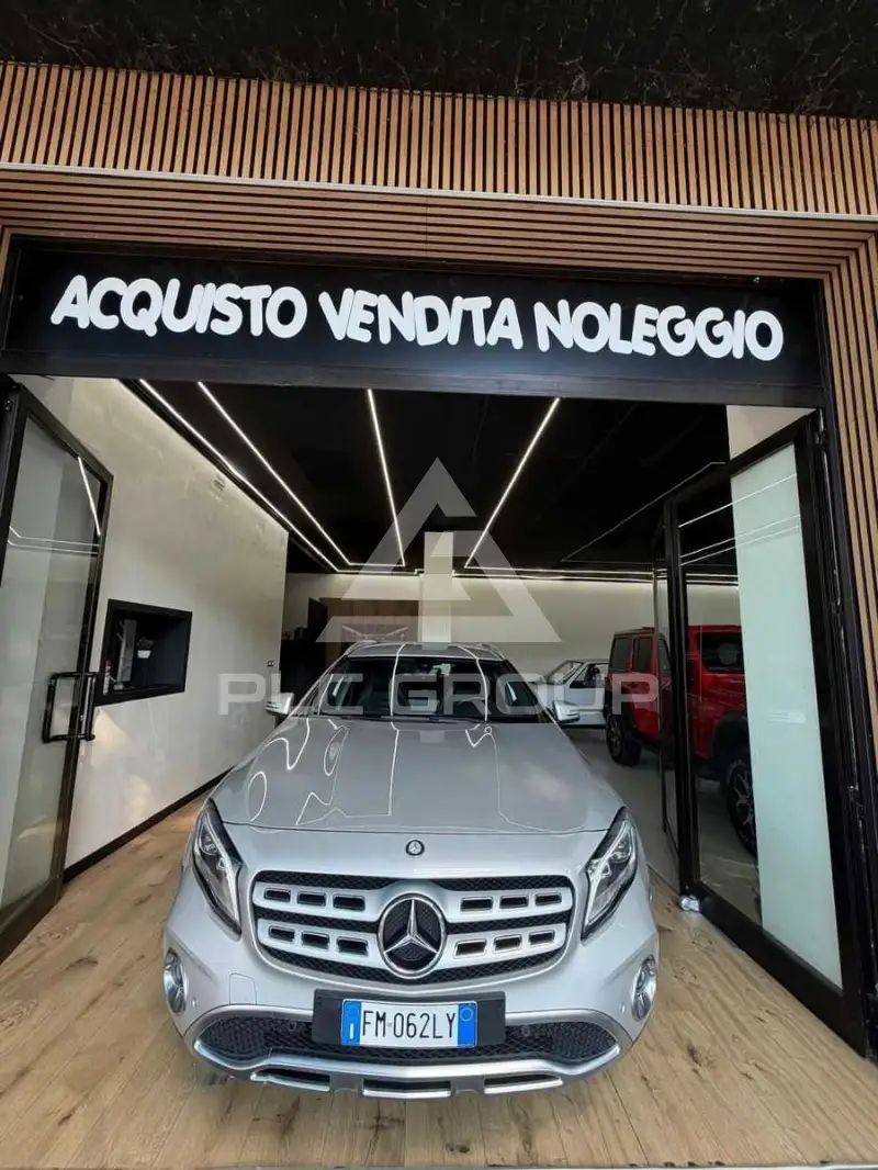 2017 Mercedes Benz GLA 200