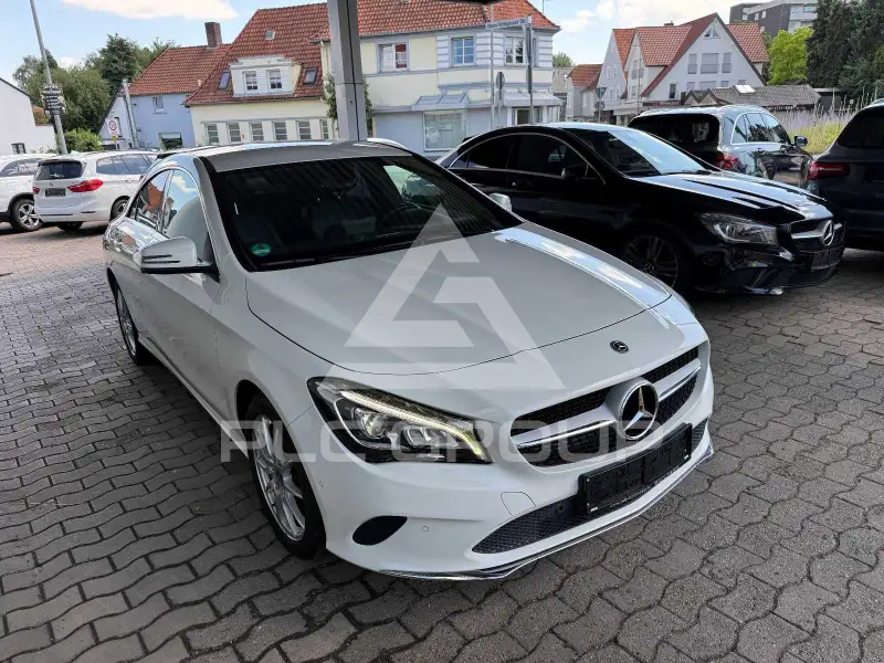 2017 Mercedes Benz CLA 180