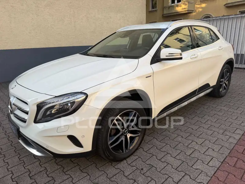2017 Mercedes Benz GLA 220