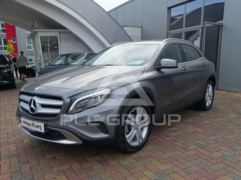 2017 Mercedes Benz GLA 220