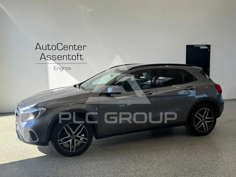 2017 Mercedes Benz GLA 220