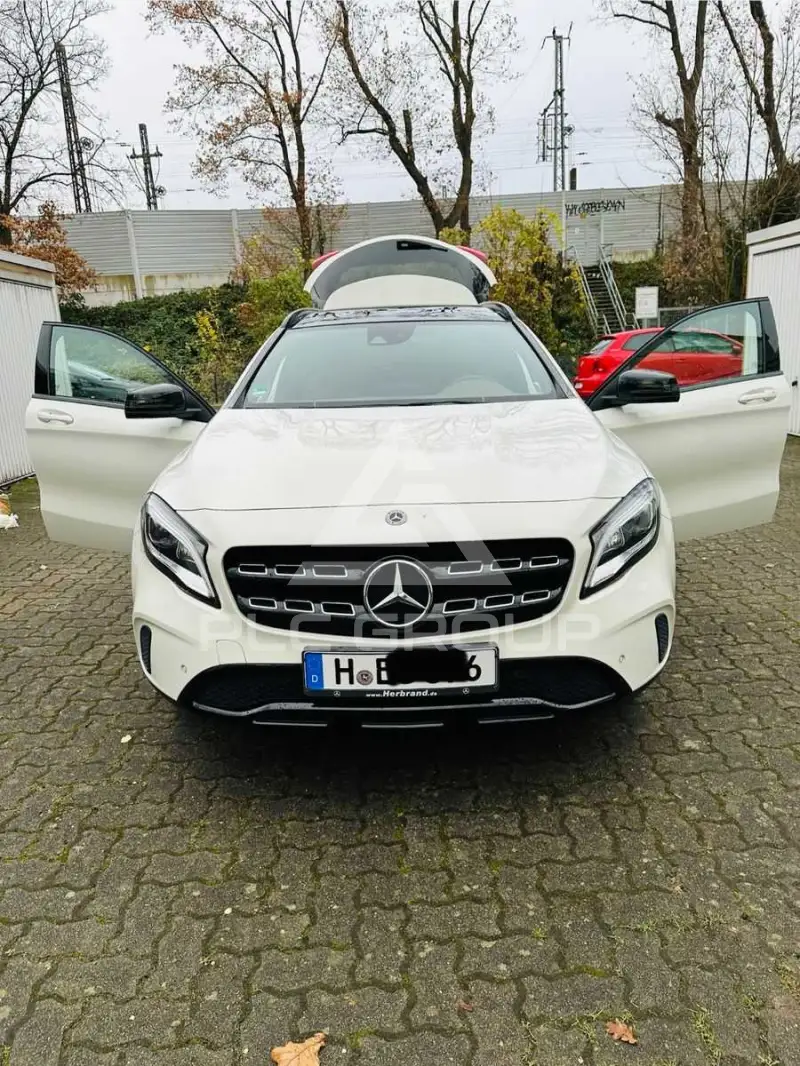2017 Mercedes Benz GLA 220