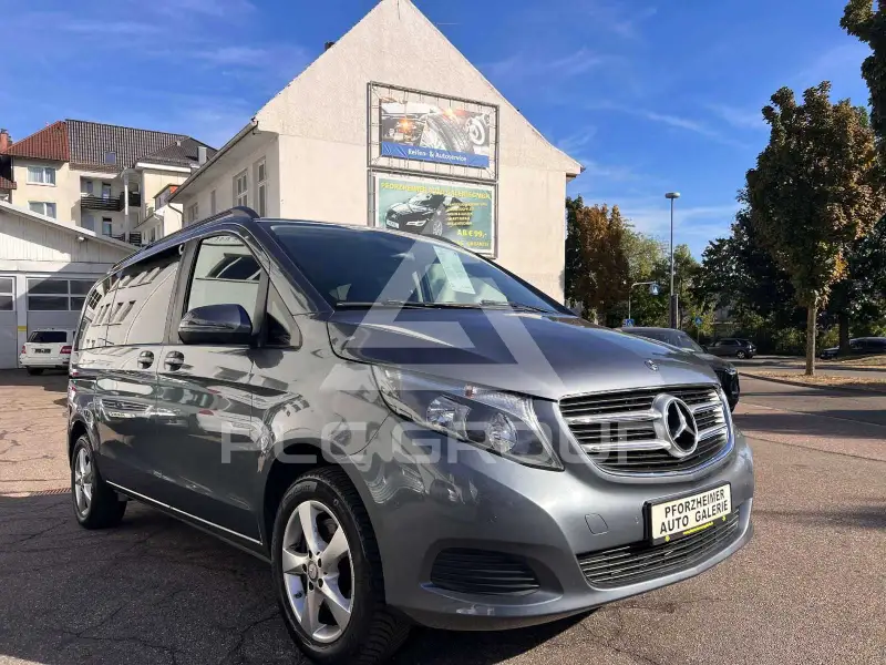2017 Mercedes Benz V 220