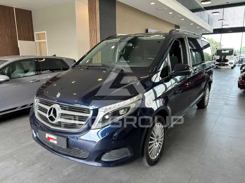 2017 Mercedes Benz V 220