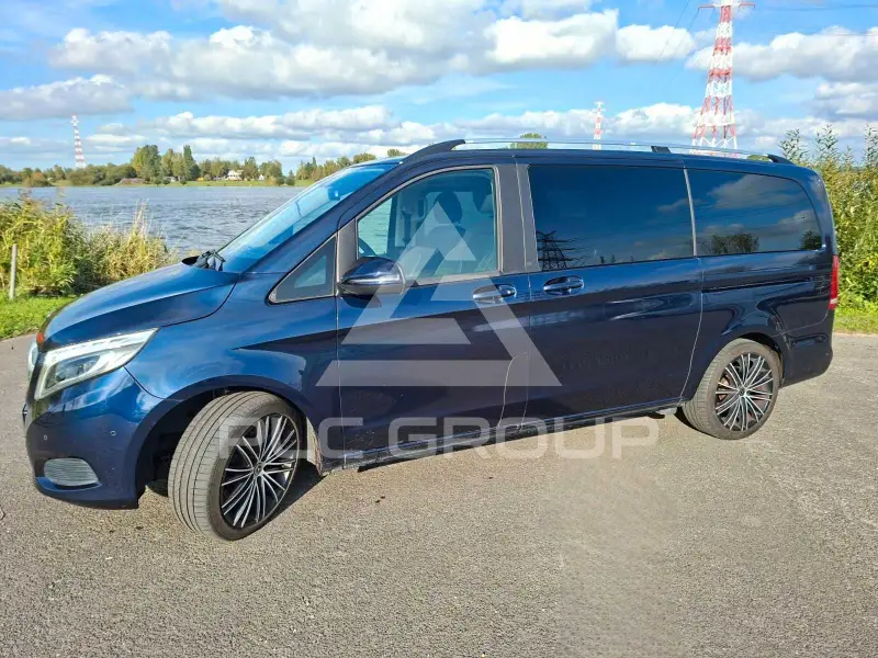 2017 Mercedes Benz V 220