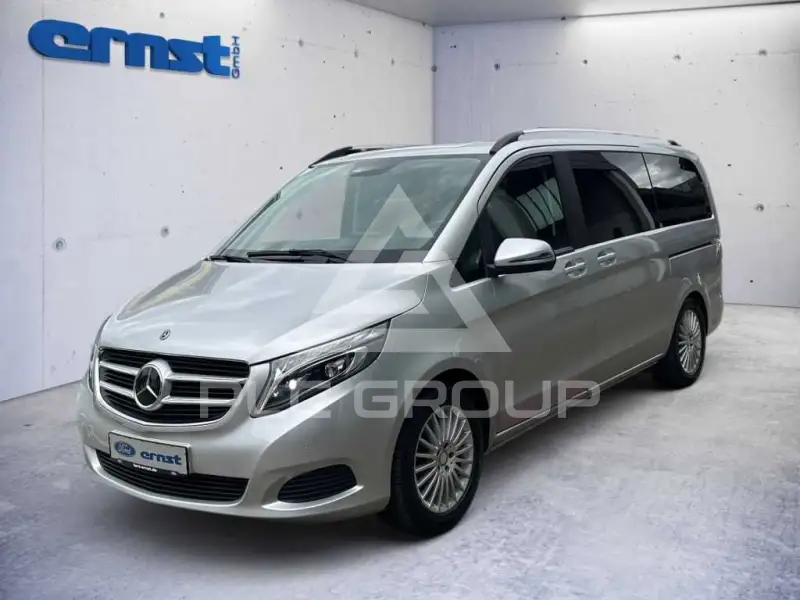 2017 Mercedes Benz V 220