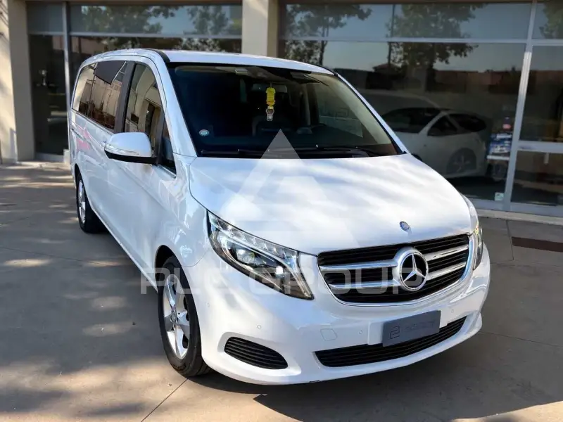2017 Mercedes Benz V 220