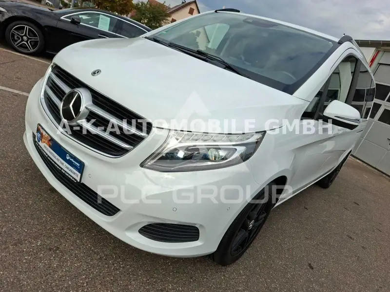 2017 Mercedes Benz V 220