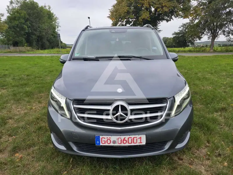 2017 Mercedes Benz V 220