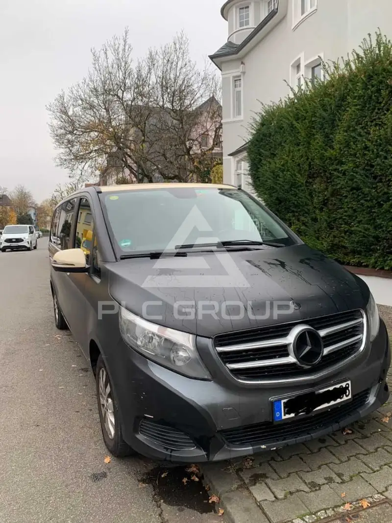 2017 Mercedes Benz V 220