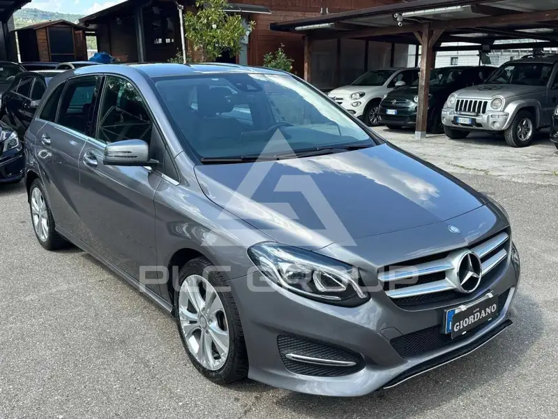 2017 Mercedes Benz B 180