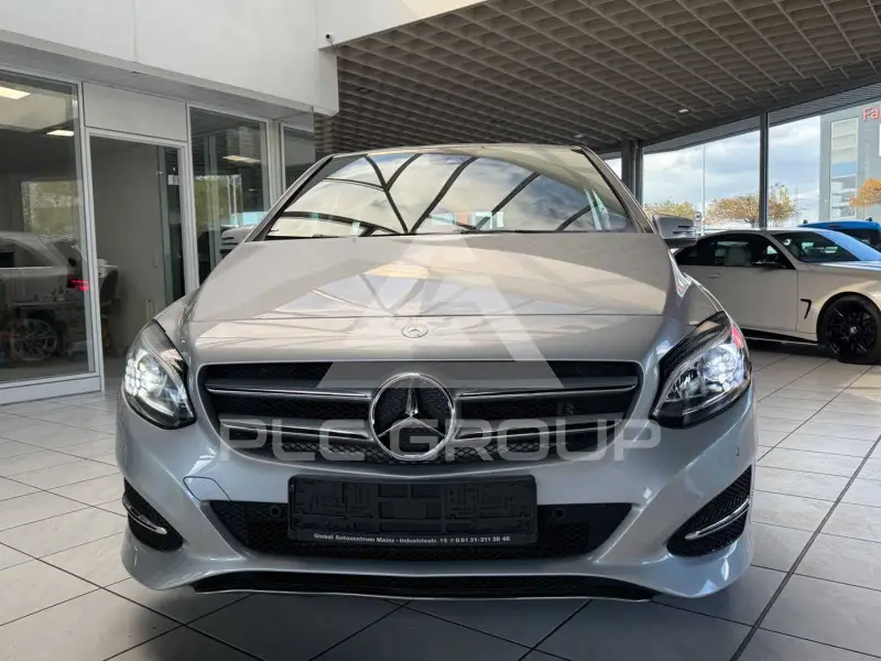 2017 Mercedes Benz B 180