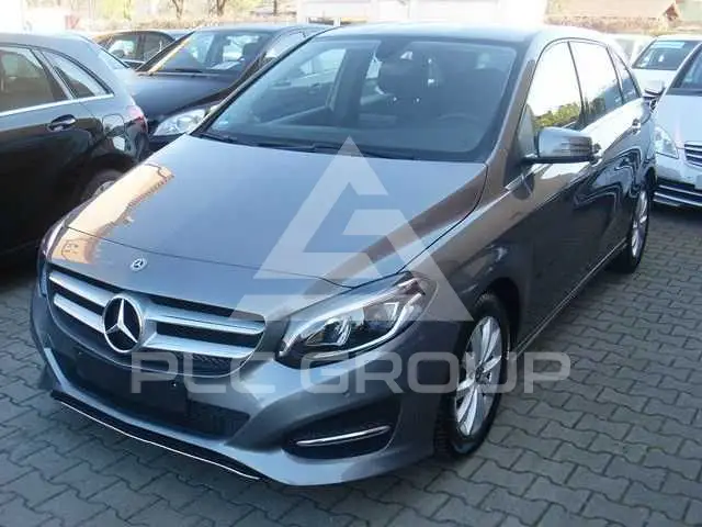 2017 Mercedes Benz B 180