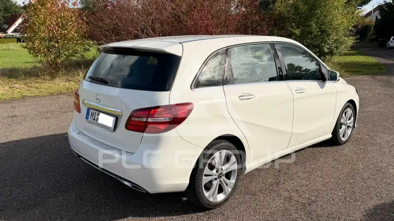 2017 Mercedes Benz B 180