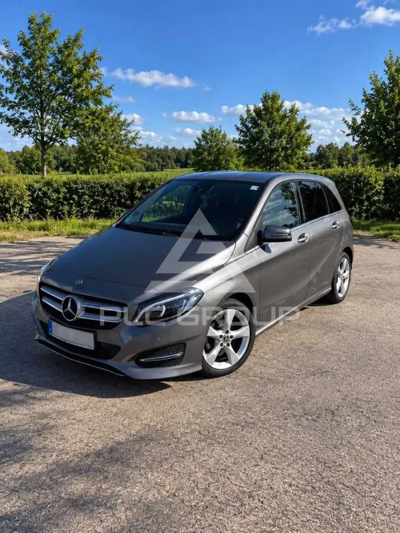 2017 Mercedes Benz B 180