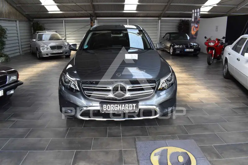 2017 Mercedes Benz GLC 220