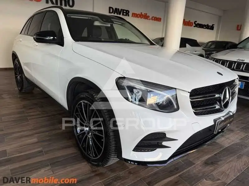 2017 Mercedes Benz GLC 220