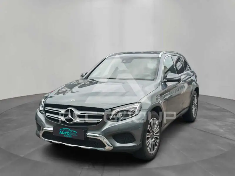 2017 Mercedes Benz GLC 220