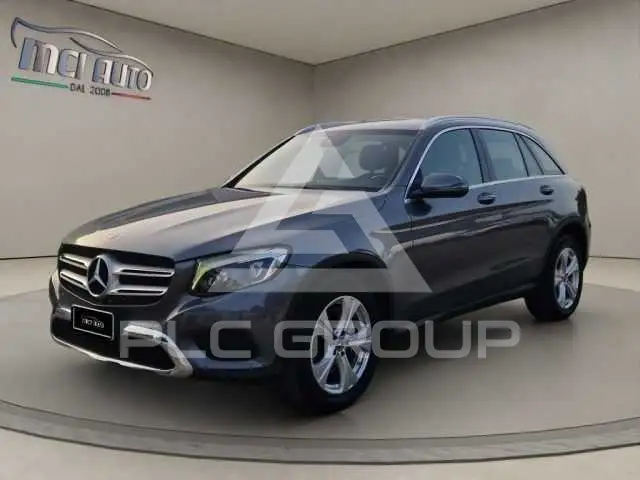 2017 Mercedes Benz GLC 220