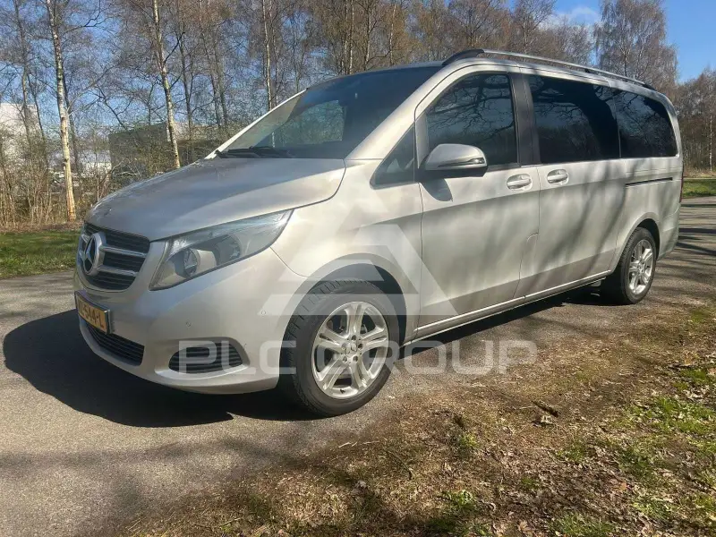 2017 Mercedes Benz V 200