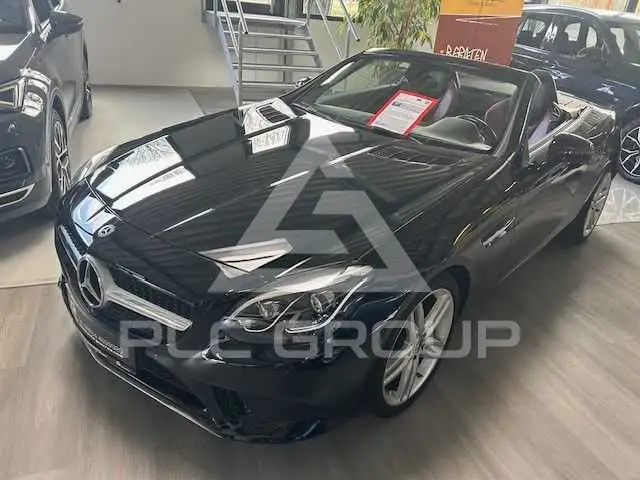 2017 Mercedes Benz SLC 180