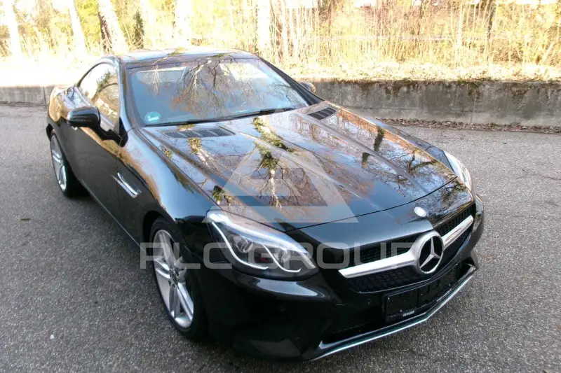 2017 Mercedes Benz SLC 180
