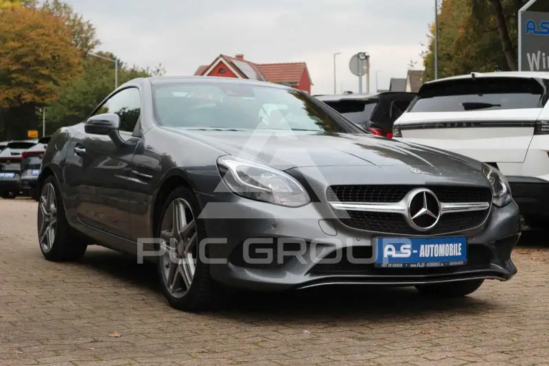 2017 Mercedes Benz SLC 180