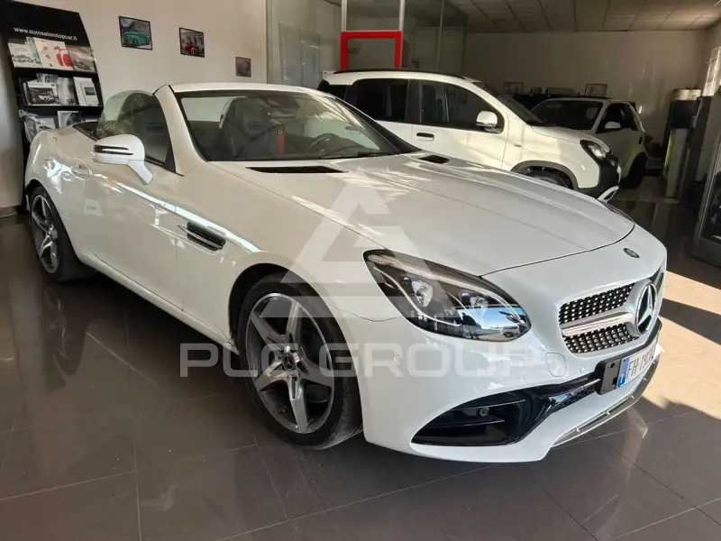 2017 Mercedes Benz SLC 180