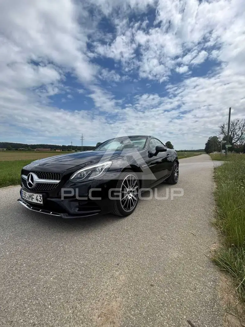 2017 Mercedes Benz SLC 300