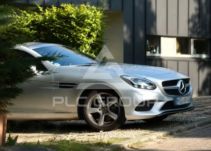 2017 Mercedes Benz SLC 300
