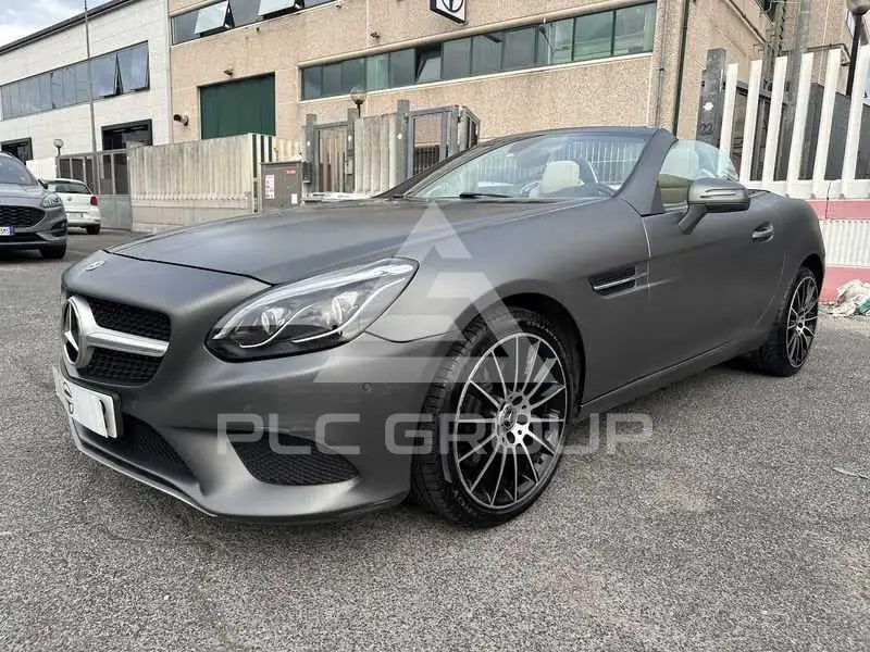 2017 Mercedes Benz SLC 300
